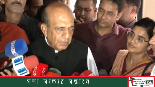 সচিবালয়ে স্বাস্থ্যমন্ত্রী সরদার মো. সাখাওয়াত হোসেনের সাথে ভারতীয় হাইকমিশনার দীনেশ ত্রিবেদীর বৈঠক